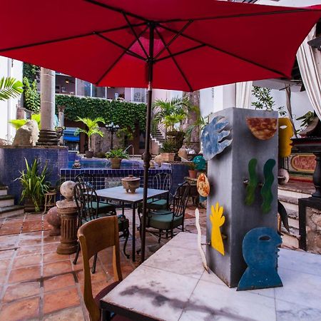 Garlands Del Rio Riverside Boutique Hotel プエルトバラータ エクステリア 写真