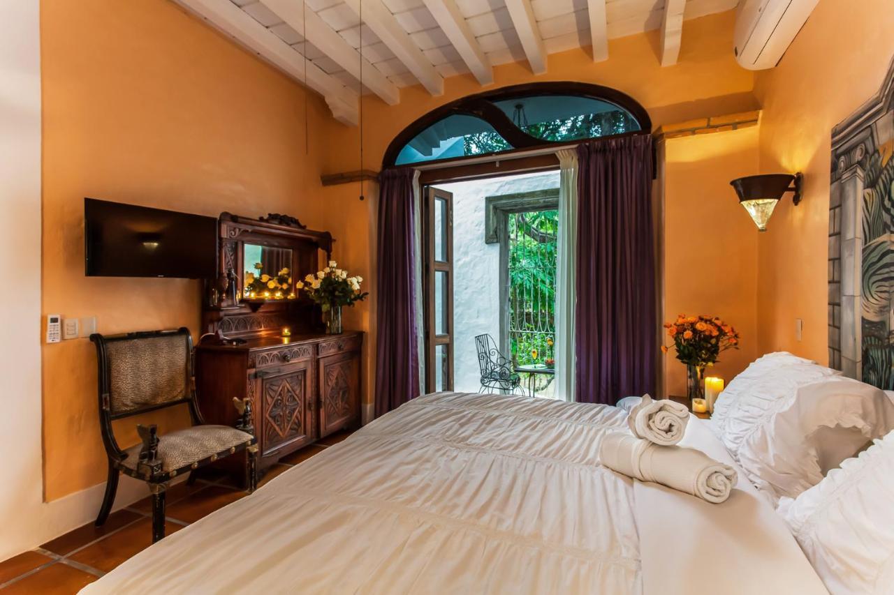 Garlands Del Rio Riverside Boutique Hotel プエルトバラータ エクステリア 写真