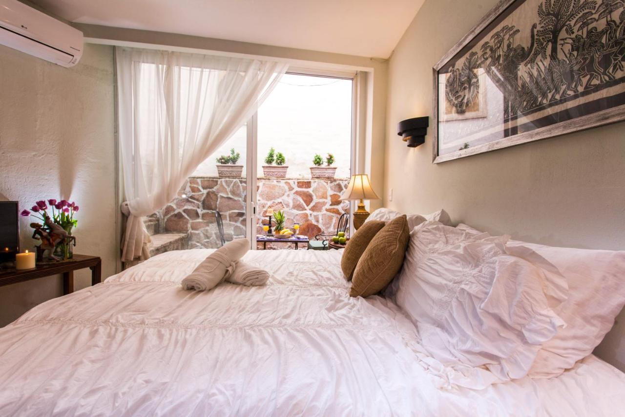 Garlands Del Rio Riverside Boutique Hotel プエルトバラータ エクステリア 写真