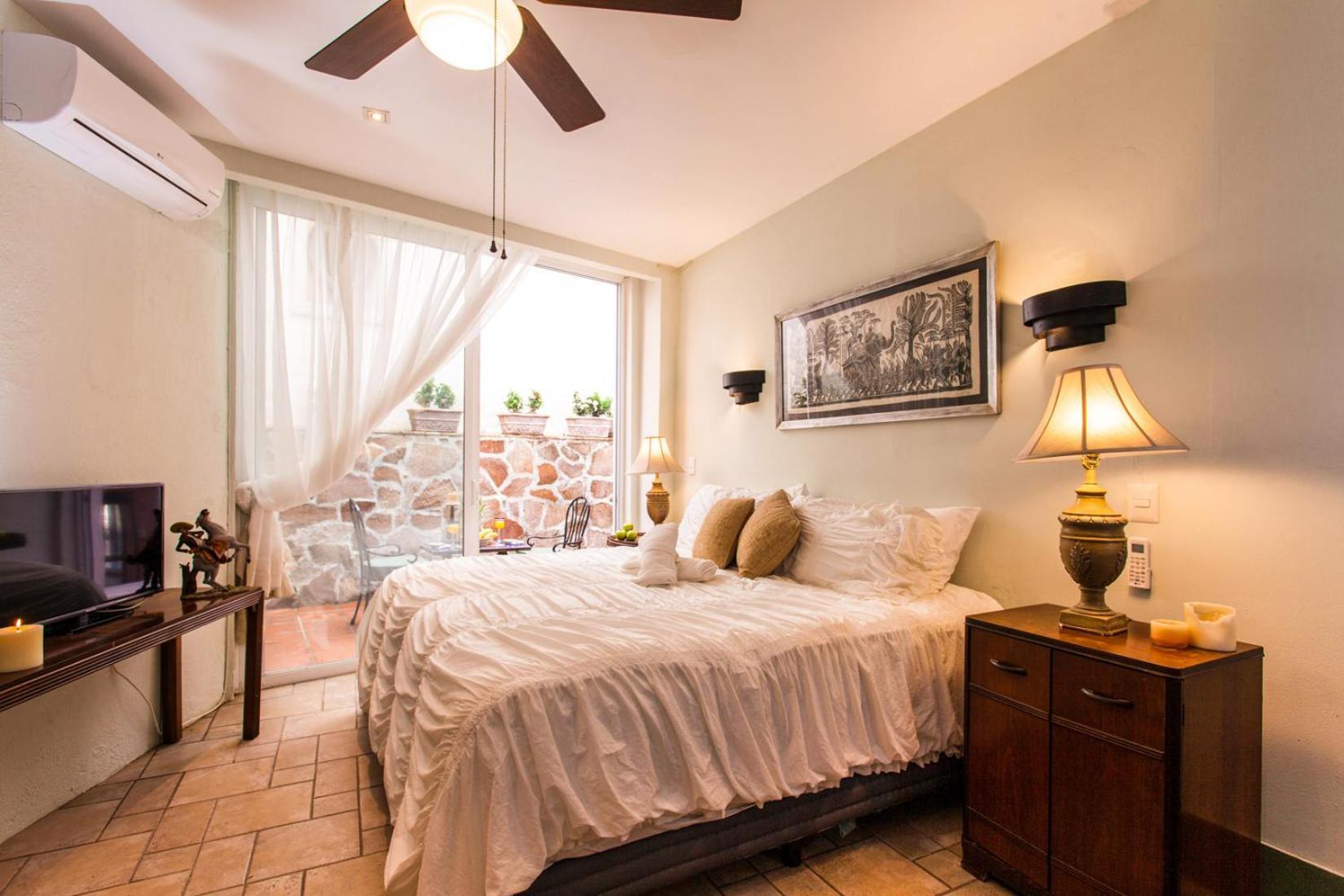 Garlands Del Rio Riverside Boutique Hotel プエルトバラータ エクステリア 写真