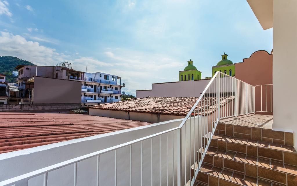 Garlands Del Rio Riverside Boutique Hotel プエルトバラータ エクステリア 写真